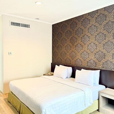 Royal Asia Hotel Palembang Exterior foto