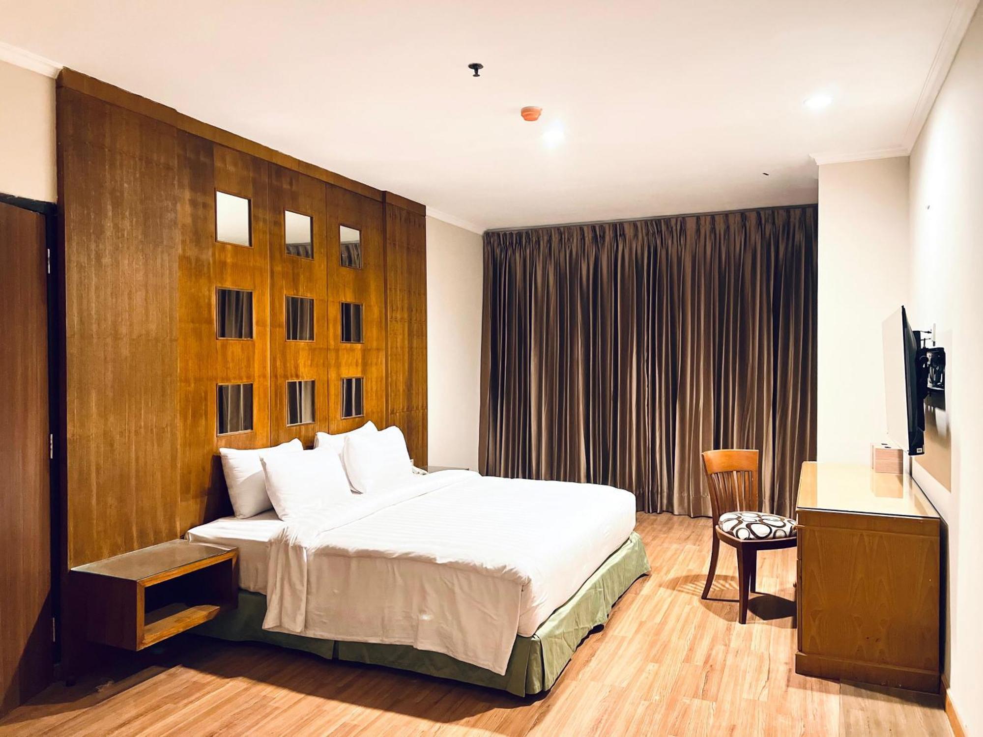 Royal Asia Hotel Palembang Exterior foto