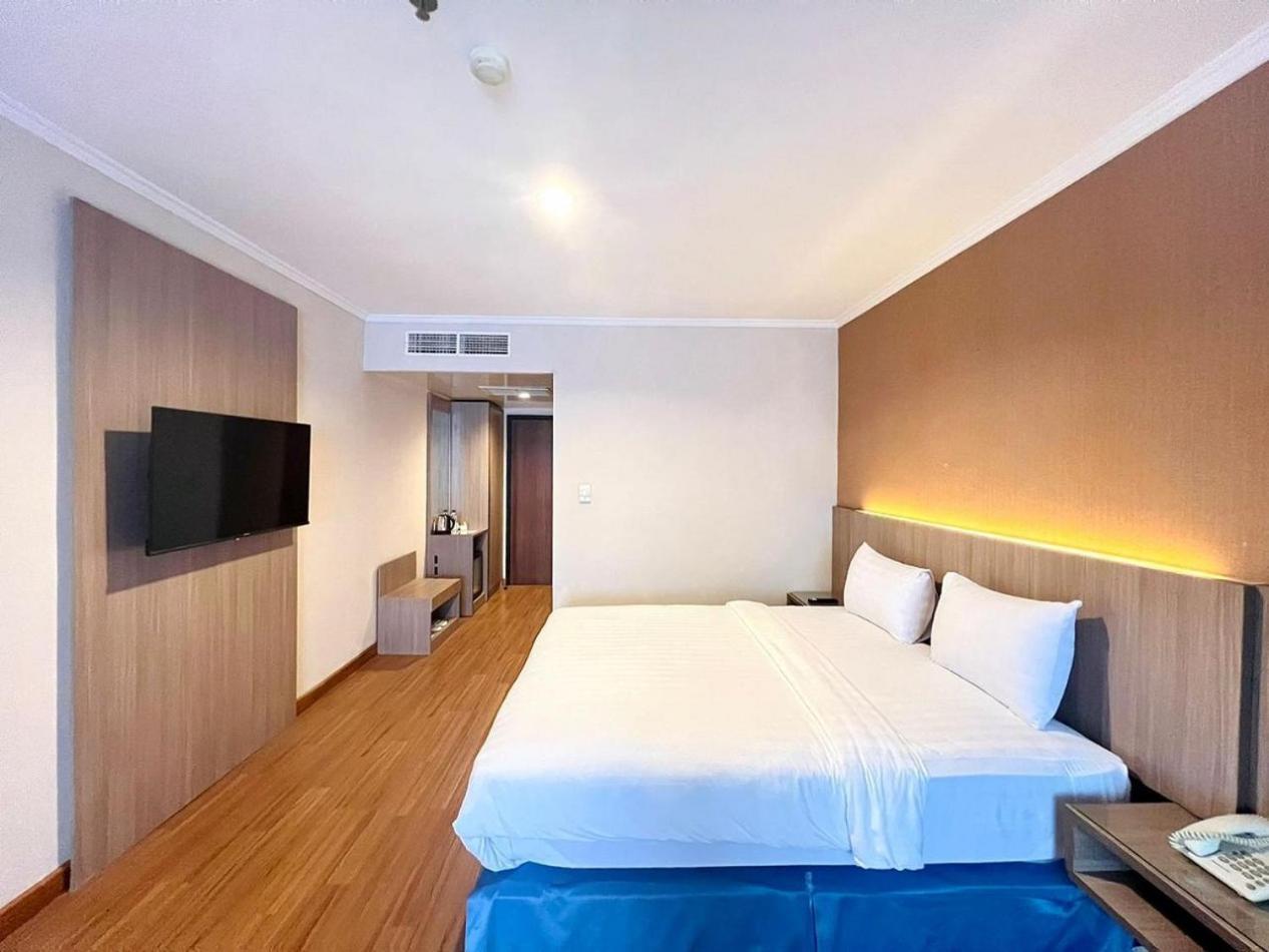 Royal Asia Hotel Palembang Exterior foto
